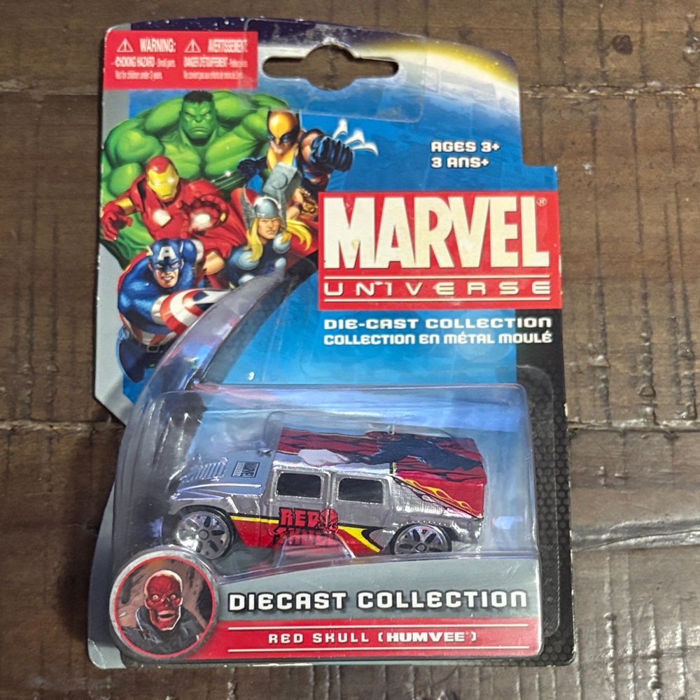 2011 Marvel Universe Maisto Die-Cast Humvee Red Skull